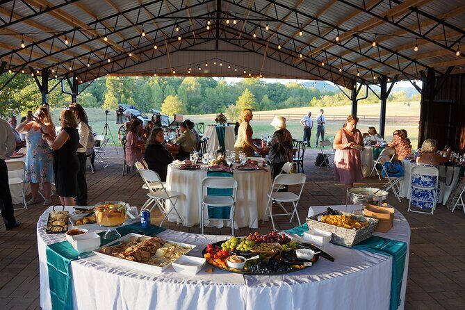 Cozy Farm Experience with Wagon Wheels and Acoustic Meal - Horse-Drawn Carriage and Wagon Ride