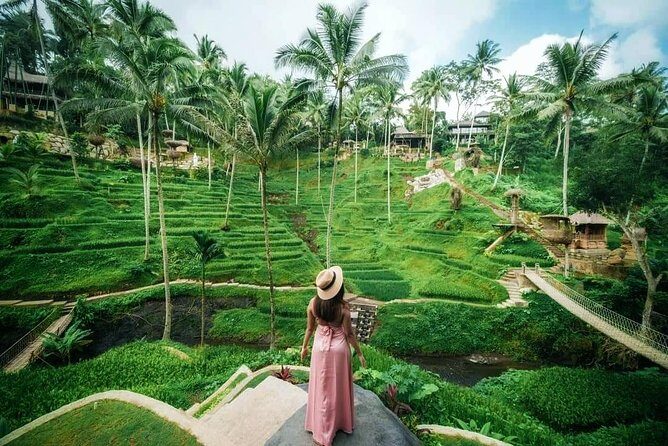 Cretya Ubud and Monkey Forest Sanctuary Tours - Tegenungan Waterfall: Nature’s Curtain Call