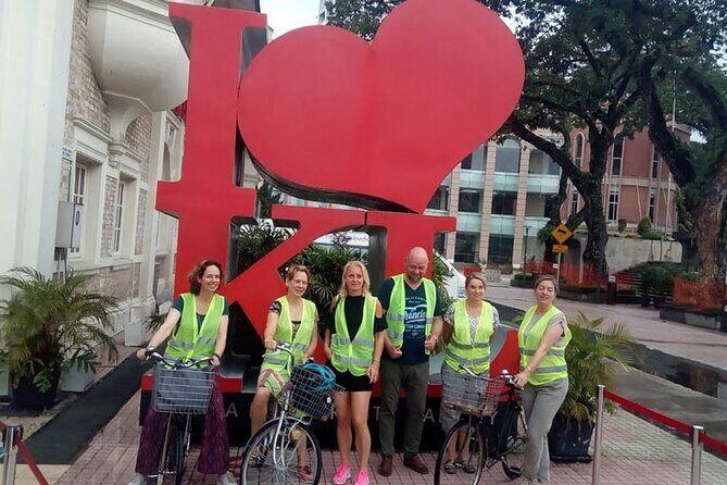 Cycling Through the Heart of Kuala Lumpur with Hotel Pickup - The Itinerary: What You’ll See and Do