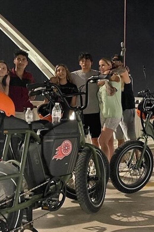 Dallas: Downtown Guided Sunset Electric Bike Tour - What to Expect During the Tour