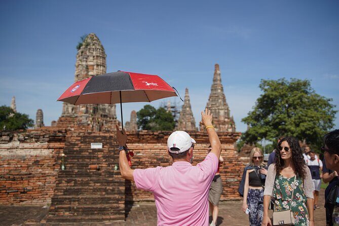 Day Tour From Bangkok to Ayutthaya By Bus - Transportation and Group Size