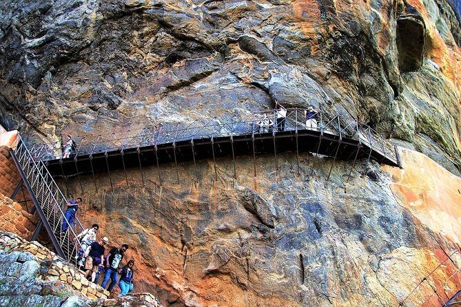 Day tour from Kandy to Sigiriya,Pidurangala Rock & Cave Temple - What’s Included and What’s Not