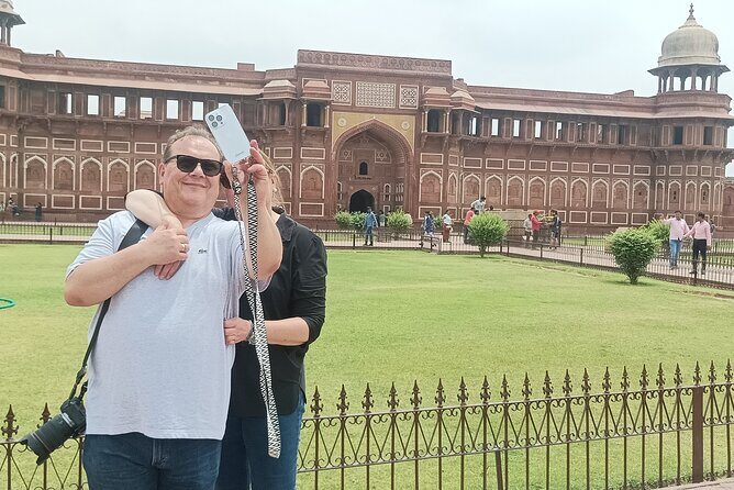 Day Tour Of Tajmahal From Bangalore With Car Guide Entrance Meal - The Itinerary in Detail