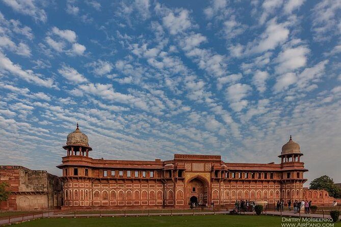 Day Tour Taj Mahal By Car - An In-Depth Look at the Tour Experience