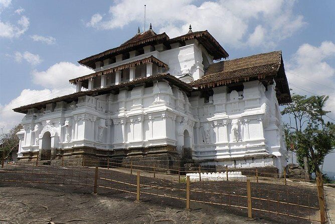 Day Tour to Polannaruwa from Kandy by Lux Tours Lanka - The Sum Up: Who Should Consider This Tour?