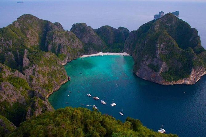 Day trip to Phi Phi , Khai Islands and cruise around Maya Bay by Speed Boat - An In-Depth Look at the Tour Itinerary