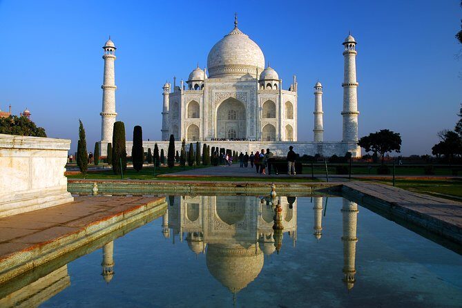 Day trip to Taj Mahal and Agra from Kochi with Return Flights - The Sum Up