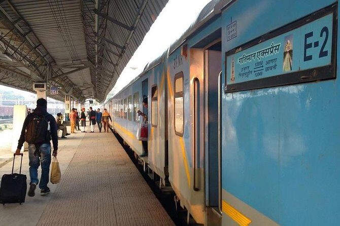 Delhi Agra day trip by Super fast Train includes.transfers,Train ticket,Guide - Who Is This Tour Best For?