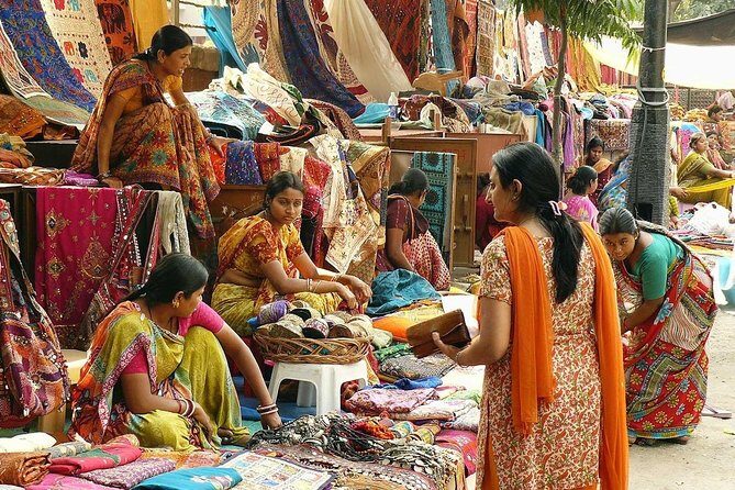 Delhi Shopping Tour with Private Guide & Transfers - FAQs