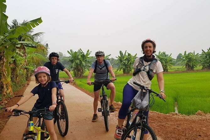 Deluxe Hanoi Tour, Ancient Villages, Pottery Class, Train Street - What Makes This Tour Stand Out?