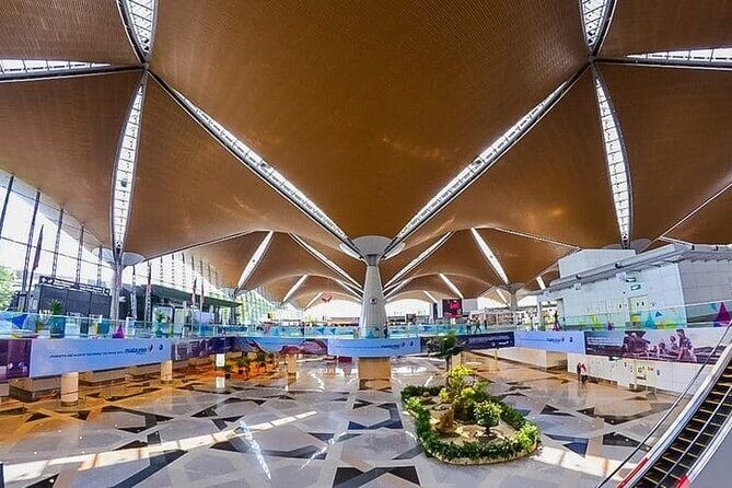 Departure Transfer : Kuala Lumpur City to Kuala Lumpur International Airport - A Detailed Look at the Kuala Lumpur Airport Transfer Experience