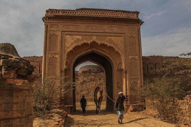 Derawar Fort, Cholistan Desert, Uch, Multan & Harrapa 6 Days FB - Practical Aspects and Value