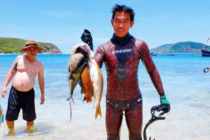 Deserted Island Tour and Fish Hunting in Nha Trang - A Deep Dive into the Experience