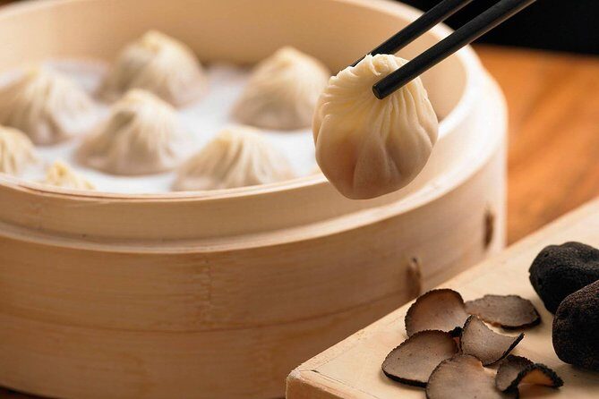 Dinner at Din Tai Fung with Luxury Chinese Massage Treatment - What’s Included and What to Consider
