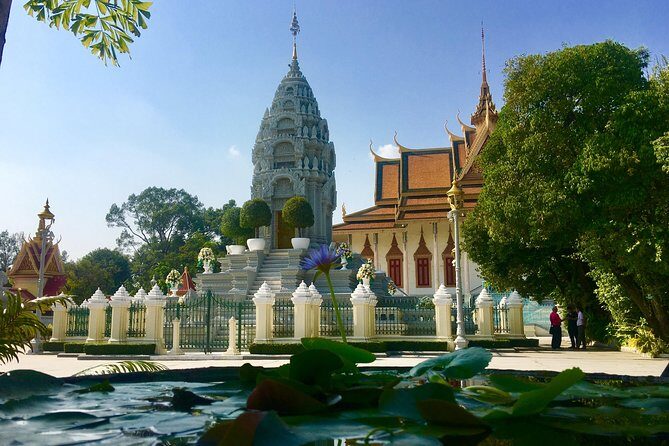 Discover Cambodia 8 Days from Siem Reap to Koh Trong -Phnom Penh - What Makes This Tour Stand Out?
