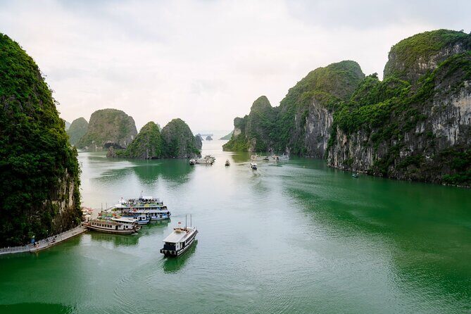 Discover Halong Bay - Titop Island - Surprise Cave 1 Day with Lunch From Hanoi - What Makes This Tour Stand Out