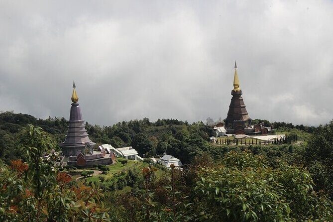 Doi inthanon National Park + 2Hour Fantastic Trekking with Lunch - How the Tour Works for Different Travelers