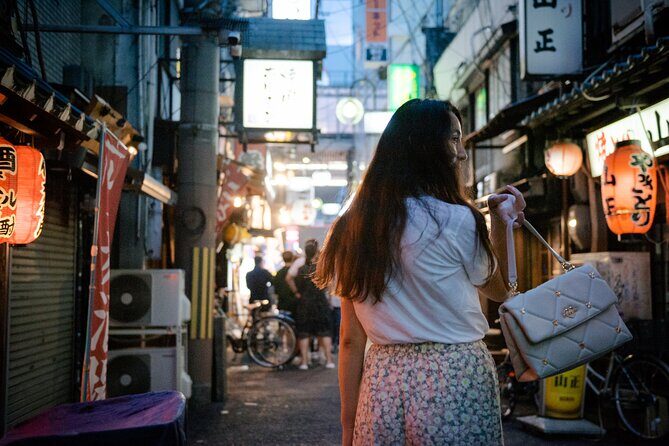 Dotonbori Neon Lights scapes - Photo shooting in Dotonbori - A Closer Look at the Dotonbori Night Photo Tour