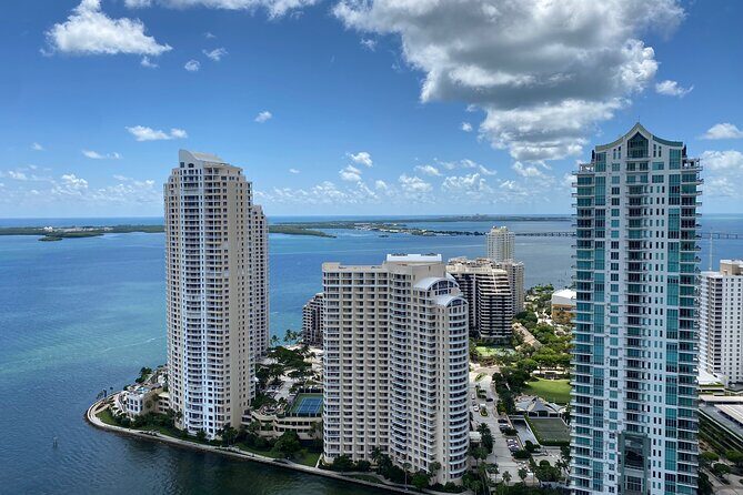 Double Decker City tour & 75 Min Miami Cruise Millionaire homes - Authentic Experiences from Other Travelers