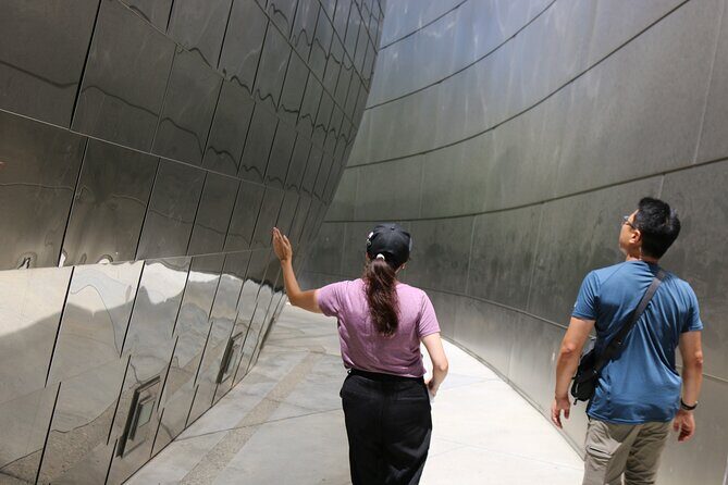 Downtown LA Music & Art Tour with MOCA & The Broad Museum Entry - Practical Aspects: What to Expect