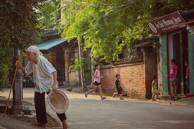 Duong Lam Ancient Village full day tour from Hanoi & experiencing local life - Why This Tour Offers Great Value