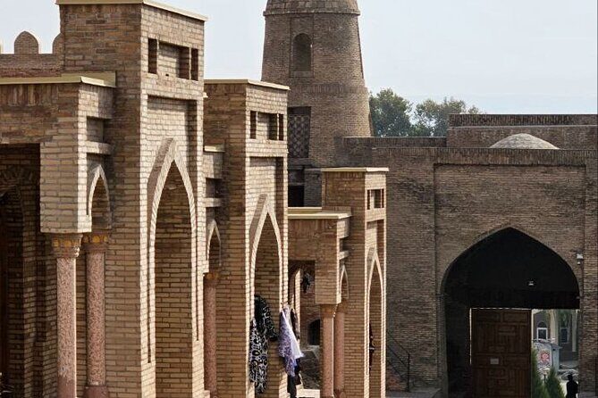 Dushanbe City Tour & Hissar Fortress - Exploring the Itinerary in Detail