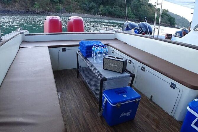 Early Bird Speedboat Group Tour : Explore Komodo Ahead of Crowds - What Reviewers Love Most