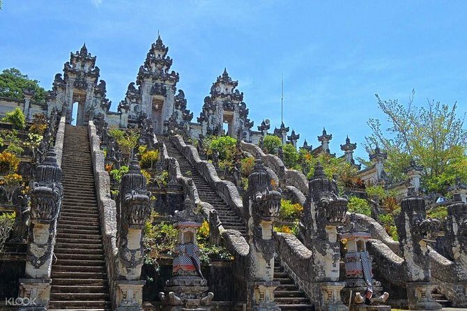 East Bali and Lempuyang Temple Tour - Practical Details: Transportation, Timing, and Group Size