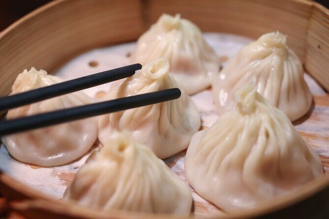 Eat Like a Local Through Shanghai's French Concession - The Practical Side: What Does the Tour Offer?
