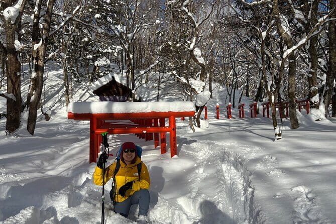EN/CN Guided Snowshoeing and Snow Monkey Tour in Nagano - Authenticity and Expert Guidance Make the Difference