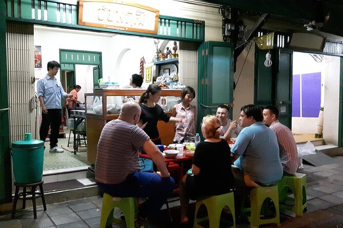 Evening Bangkok Food and Tuk Tuk Adventure - Who Should Book This Tour?
