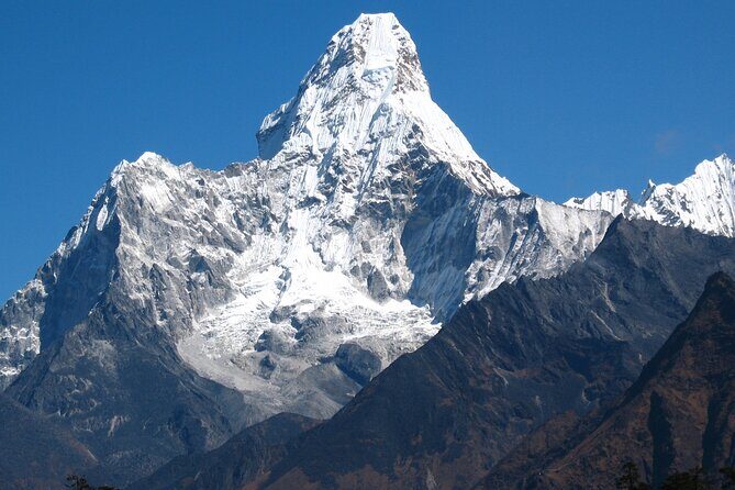 Everest base camp trek & Heli return - Authenticity and Comfort in Nepal’s Mountains