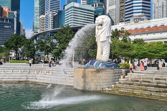 Exclusive Private Tour by a Singaporean Guide - Who Is This Tour Best For?