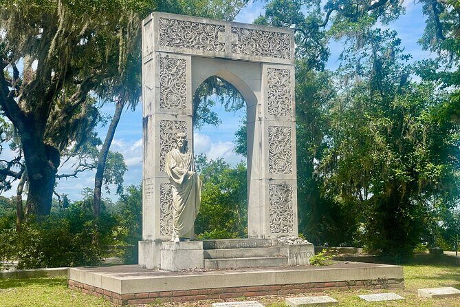 Explore Bonaventure Cemetery with Guided Walking Tour - What to Expect from the Bonaventure Cemetery Guided Tour