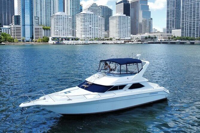 Fifty Yacht Searay Charter - Who Should Consider This Tour?