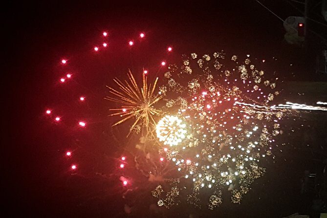 Fireworks Cruise in Destin Harbor aboard the hydrojet - What to Expect from the Fireworks Cruise Experience