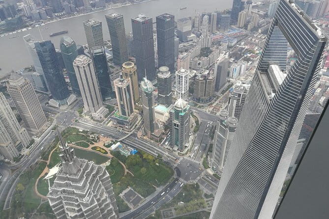 Flexible Airport Layover Tour of Shanghai City Highlights with Spa Option - Sampling Shanghai’s Flavors