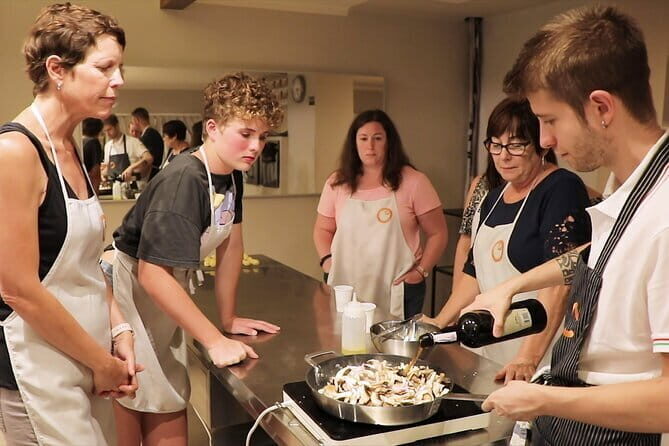 Florence Cooking Course with Historic Local Market Visit - What to Expect from the Florence Cooking Course