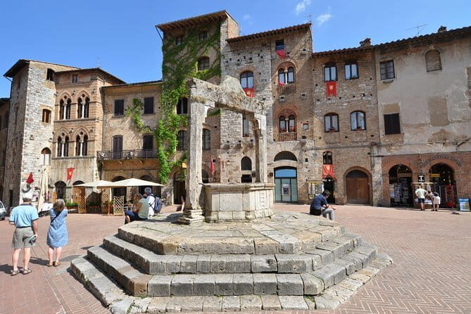 Florence Private Day Trip to Siena and San Gimignano - Discovering San Gimignano’s Medieval Magic