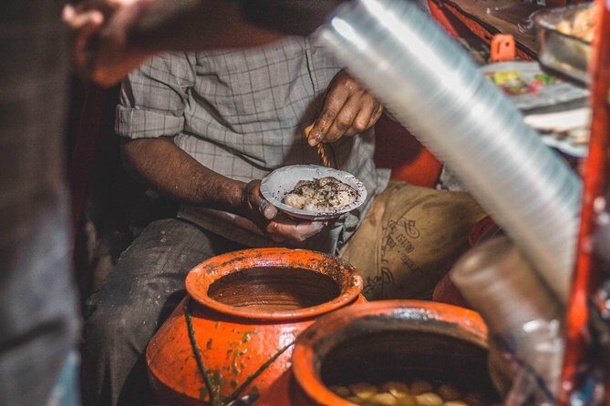 Food Walk tour of Old & New Delhi with a local guide - Transportation & Logistics