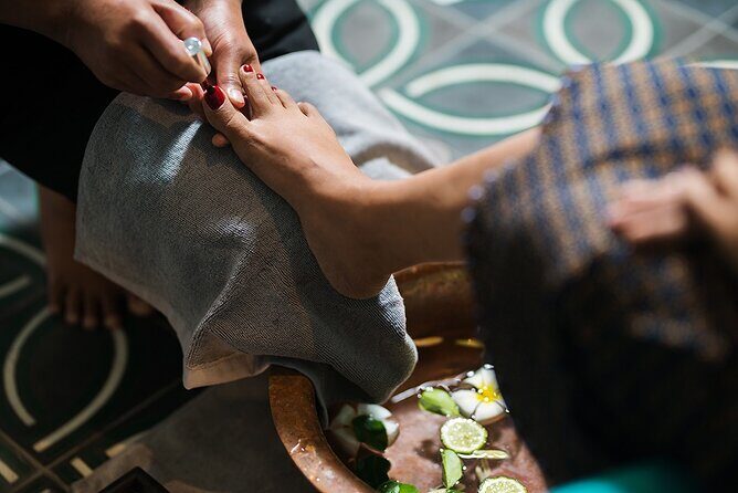 Foot Reflexology Massage - Why This Experience Offers Great Value