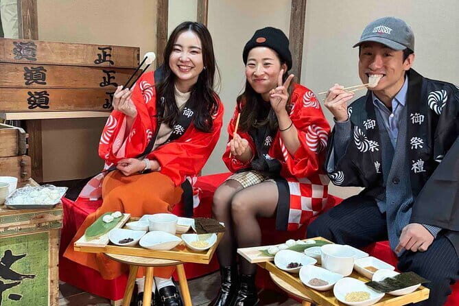 For adultTraditional Mochi Pounding Experience with Tasting - A Closer Look at the Mochi Pounding Experience in Osaka