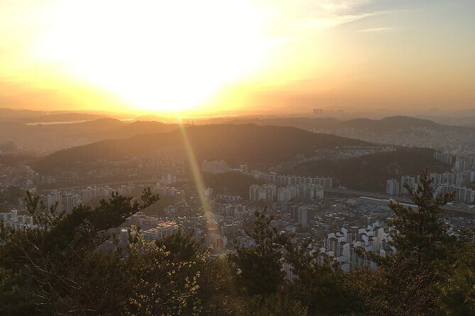Fortress Night Hike & Snack at a Local Market - Who Would Love This Tour?
