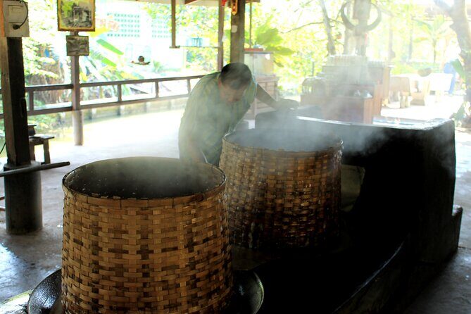 From Bangkok : Thaka Floating Market - FAQ