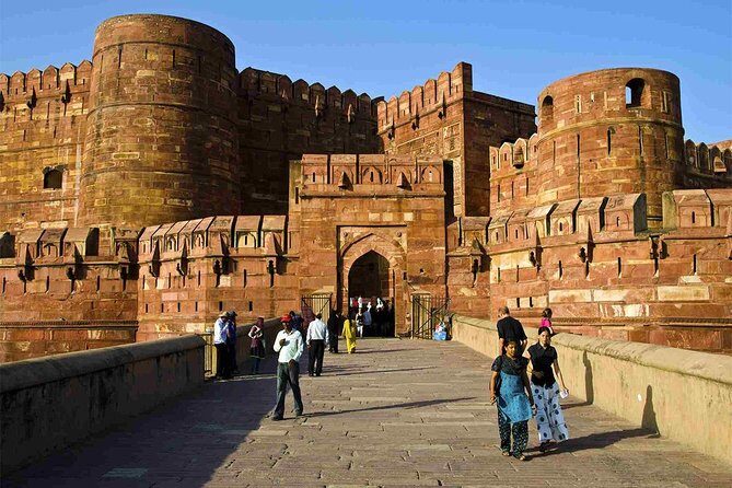 From Delhi - Taj Mahal Agra Tour by Gatimaan Express well-planned - The Experience: An In-Depth Look at the Tour