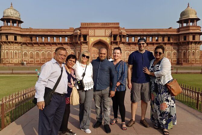 From Delhi: Taj Mahal Day Tour With Traditional Dress - What Our Reviewers Say