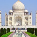 From Delhi: Taj Mahal Day Trip by Car - The Experience in Detail