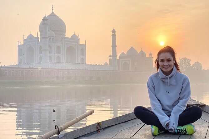 From Delhi:Taj Mahal and Agra Fort Day Trip By Car All Including - Exploring Agra Fort