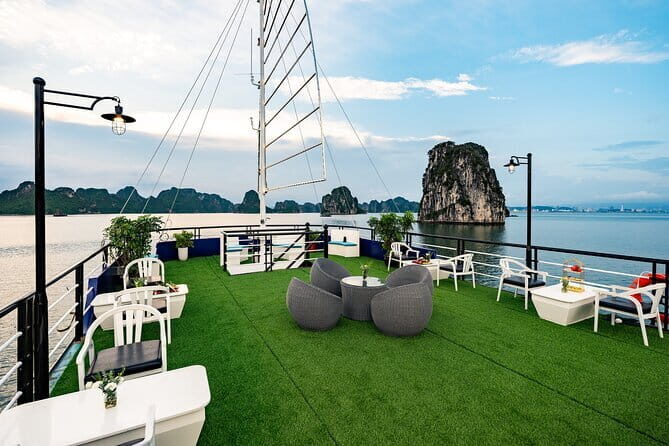From Hanoi: 1-Day Halong 5-Star Cruises with Big & Small Groups - The Experience: Comfort, Food, and Culture