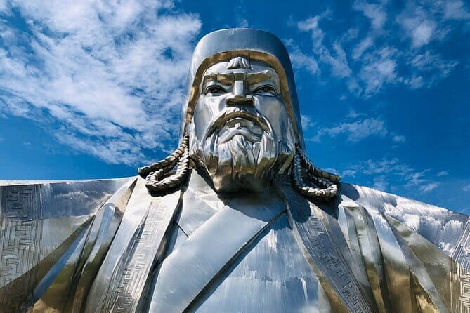 Full Day Chinggis Khaan Statue & Terelj NP Tour +Horseride, Eagle - Who Should Consider This Tour?